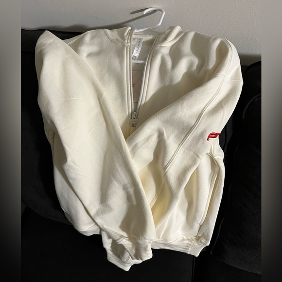 Fabletics Forever Fleece 1/2 Zip Sweatshirt - Picture 4 of 7